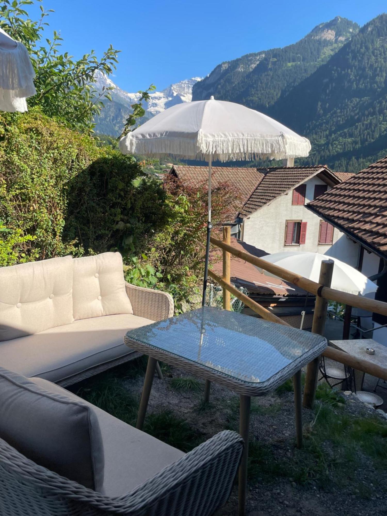 Charming Alpine Retreat By Apartments Capricorn Gsteigwiler Εξωτερικό φωτογραφία