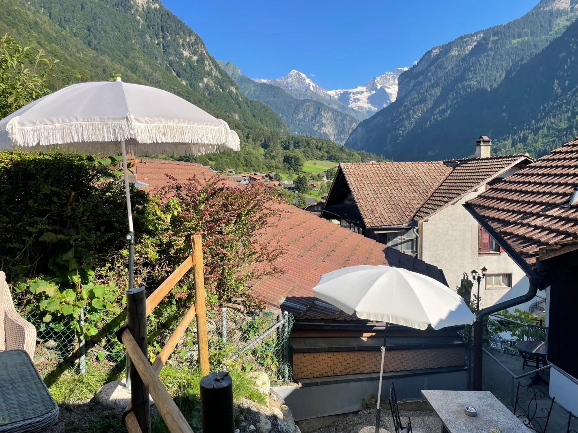 Charming Alpine Retreat By Apartments Capricorn Gsteigwiler Εξωτερικό φωτογραφία
